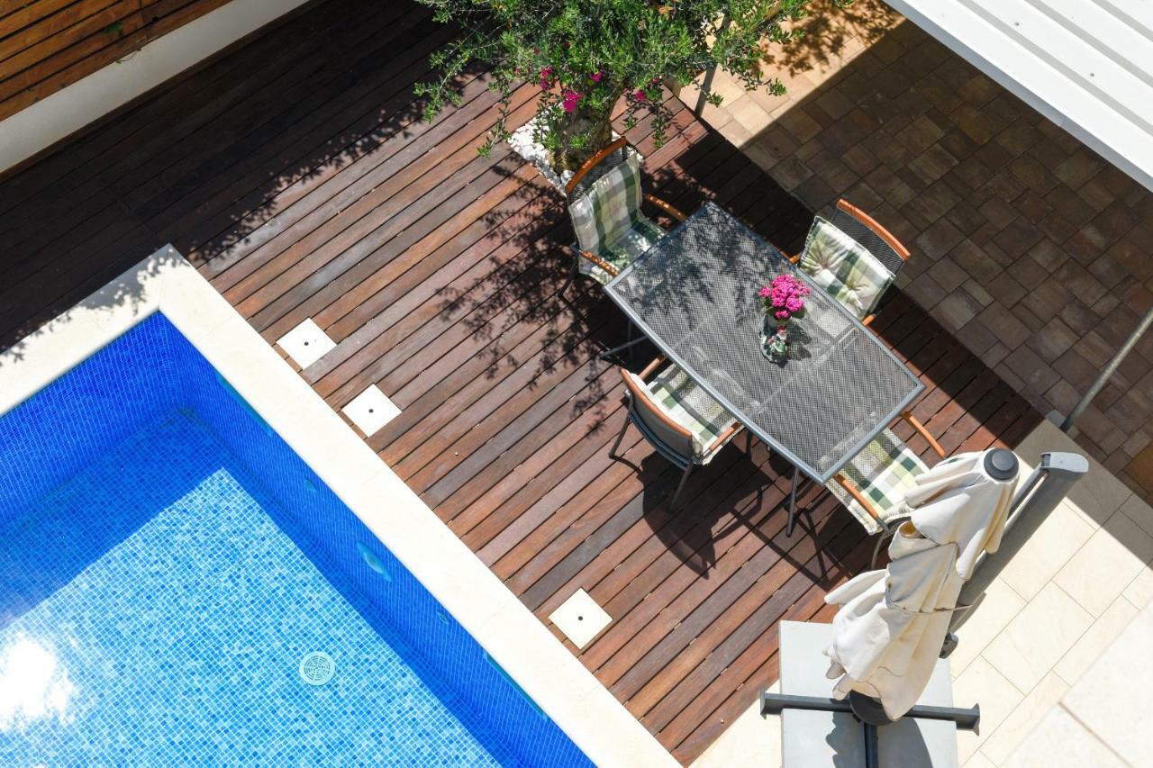 Apartament Bosa *